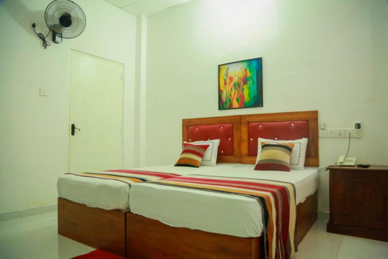 Hotel Moonstone Anuradhapura Εξωτερικό φωτογραφία