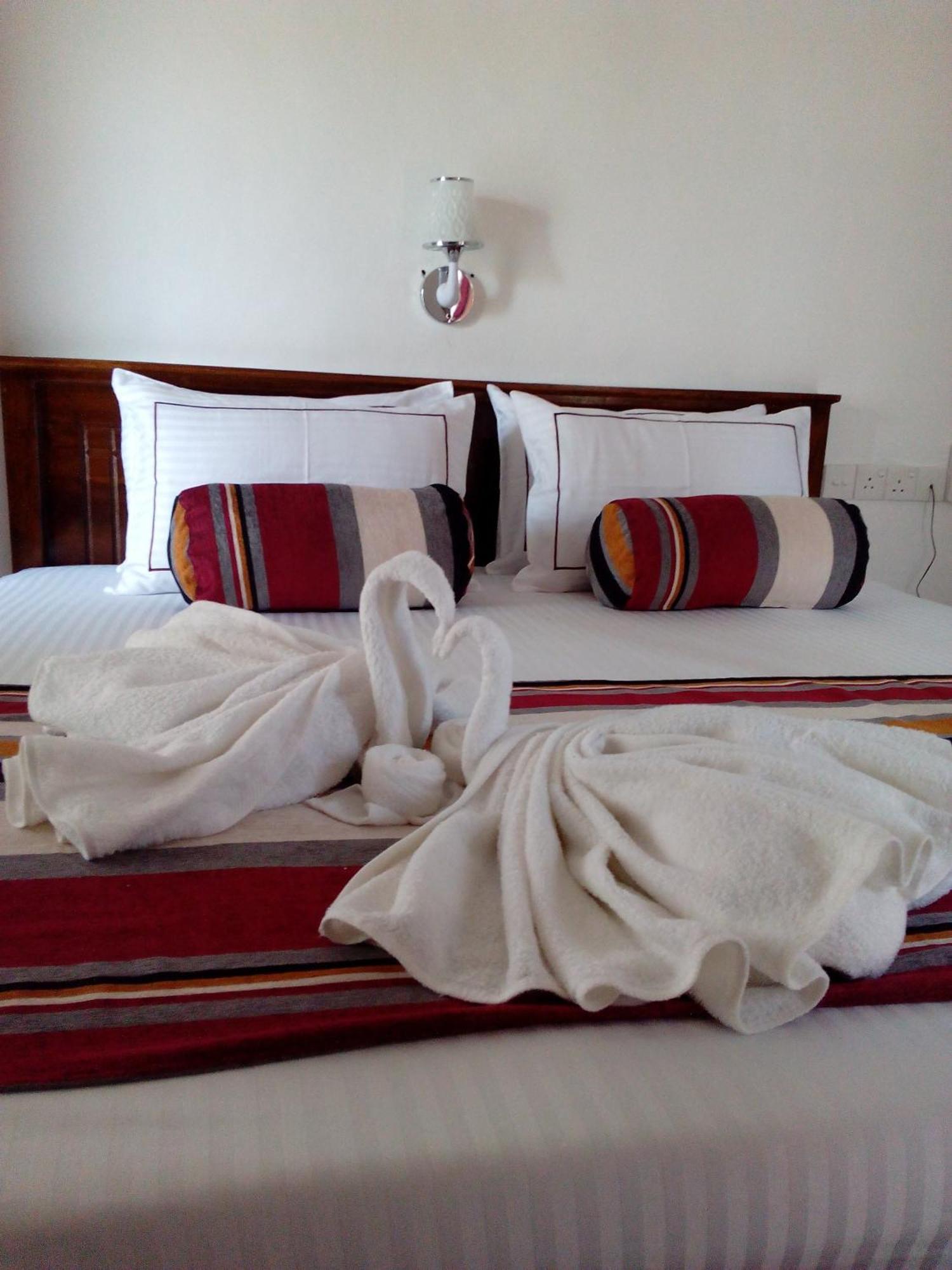 Hotel Moonstone Anuradhapura Εξωτερικό φωτογραφία