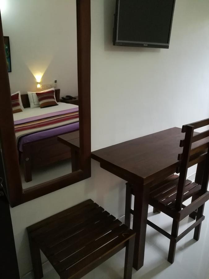 Hotel Moonstone Anuradhapura Εξωτερικό φωτογραφία